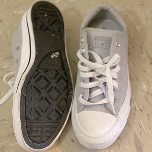 Gray Converse great condition size 7